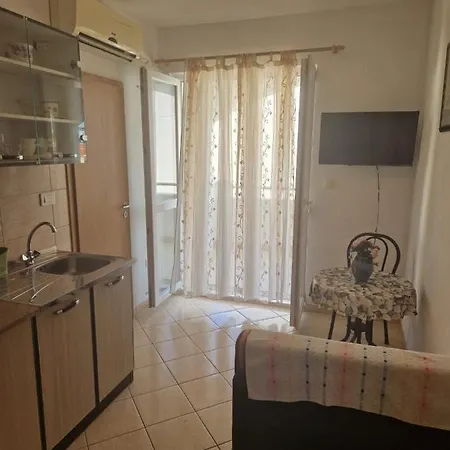 Sikirica 4 * Trogir
